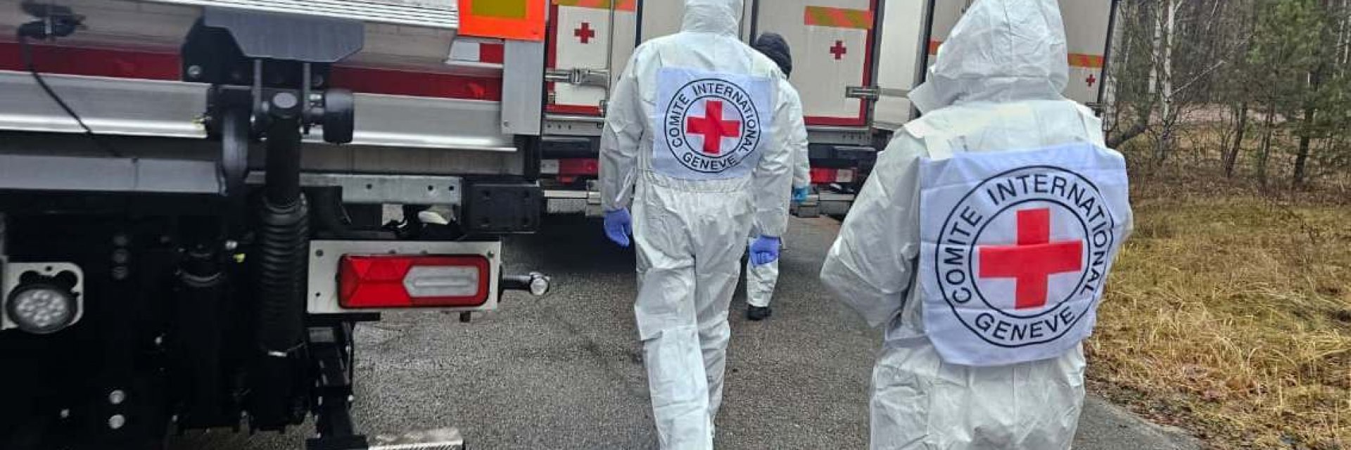 Русия върна телата на 1000 украински войници (снимки)