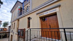 Община Созопол предлага преживелите съпрузи на почетни граждани да получават безплатно дърва