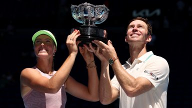 Радост за домакините: Австралийци защитиха титлата си при смесените двойки