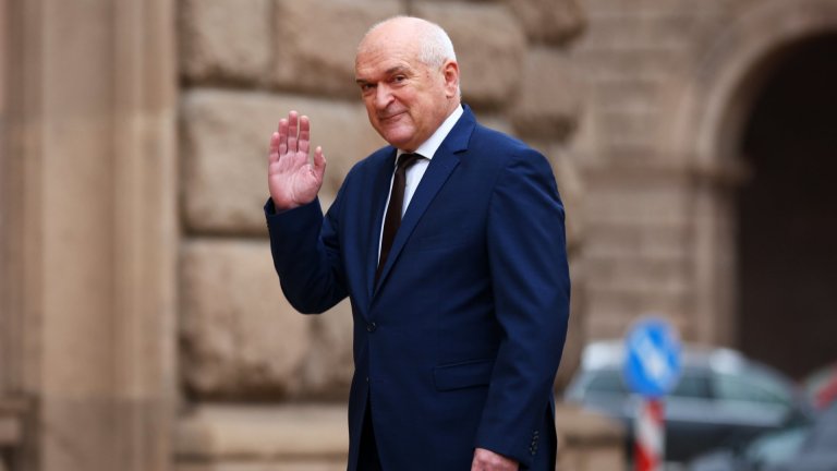 Главчев е готов за трети път да стане служебен премиер