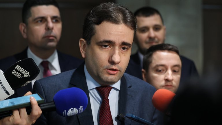 Божанов към ПП: Не може да стане с ултиматуми