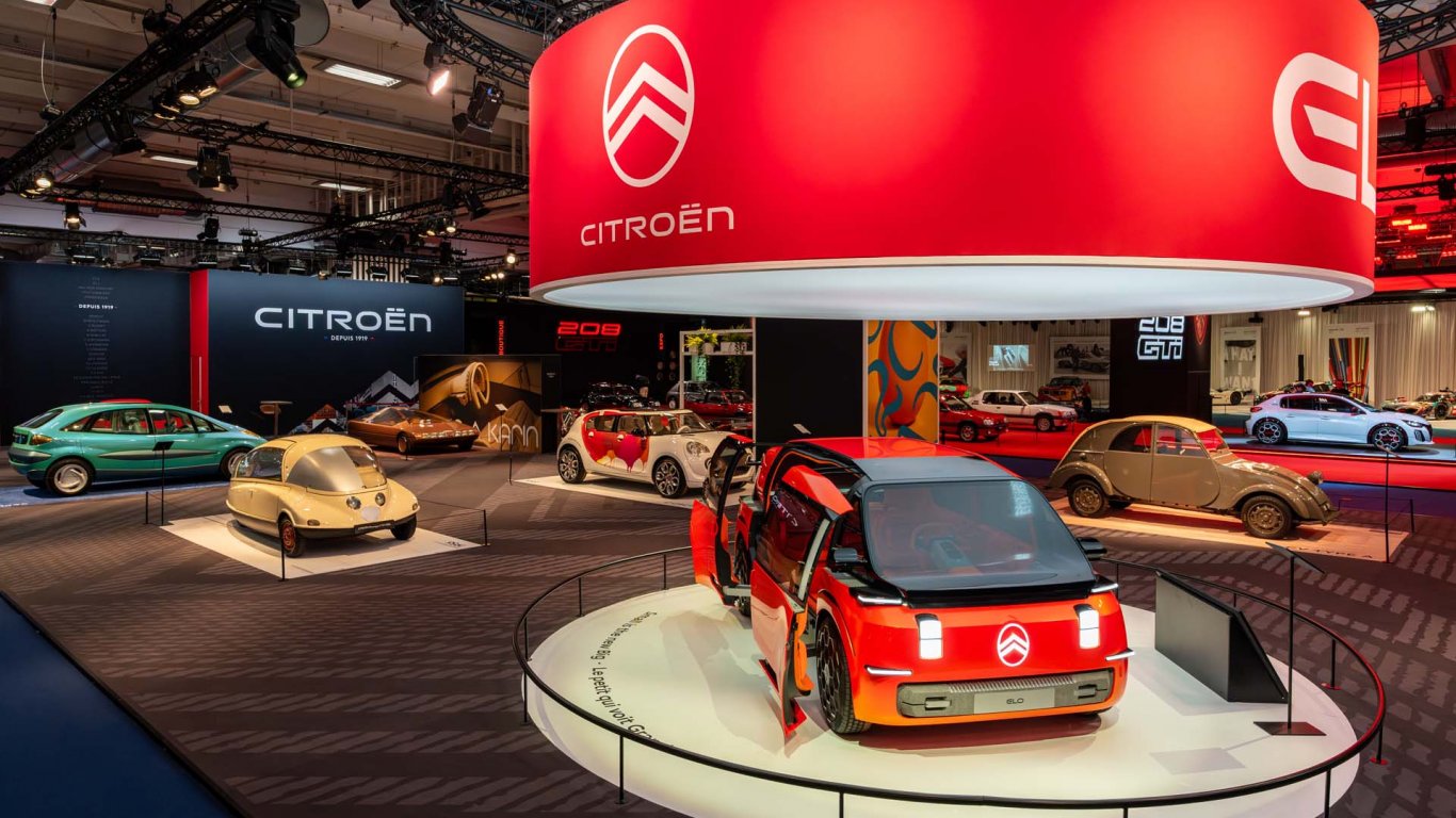 Citroen представя седем знакови прототипа на изложението Retromobile