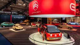 Citroen представя седем знакови прототипа на изложението Retromobile