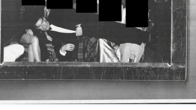 Нови скандални снимки на Андрю Маунтбатън в най-големия пакет от досиетата "Епстийн"