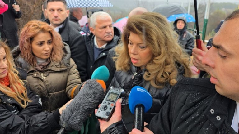 Йотова очерта очакванията за служебен премиер, стартира консултациите на 3 февруари