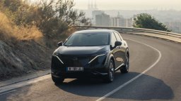 Nissan Ariya се задвижва директно от слънчевата светлина