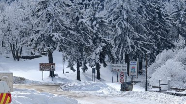 Проходът Шипка от север е почистен и обработен е против заледяване