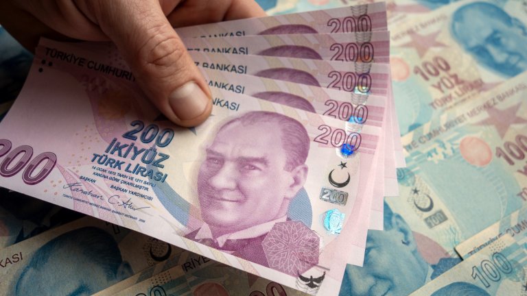 Инфлацията в Турция се забави до 4-годишно дъно. Но пак остава висока