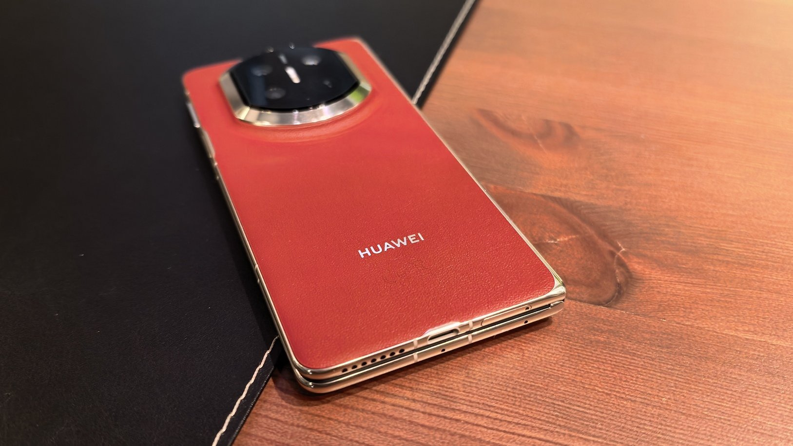 HUAWEI Mate X7