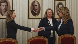 ГЕРБ предложи Йотова да си избере депутат за премиер, а те ще го подкрепят за шеф на НС