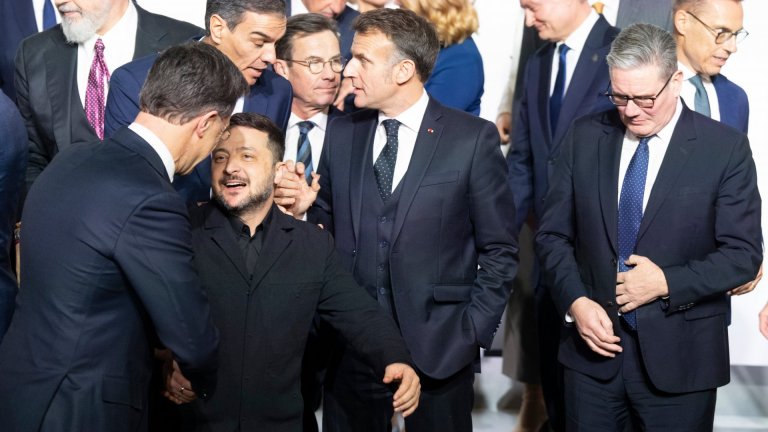 FT публикува етапите на военна реакция от Европа и САЩ при руски нарушения на мирния план