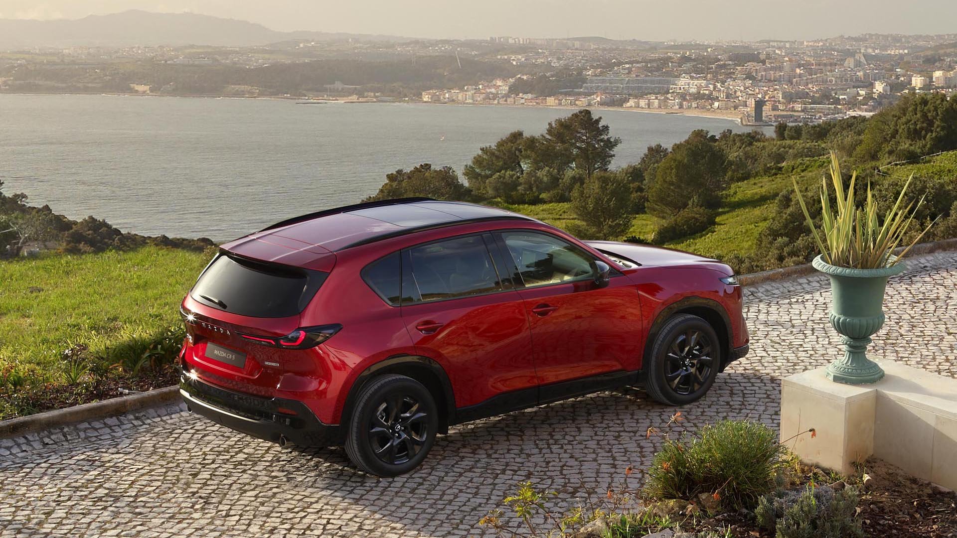 Изцяло новата Mazda CX-5