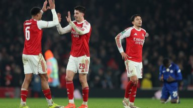 Първият от няколко? Арсенал заключи вратата си за Челси и е на финал