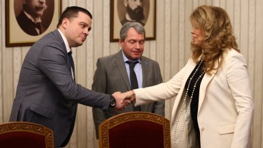 ИТН: Сезирахме КС за "домовата книга", Гюров и Главчев са политически кандидатури