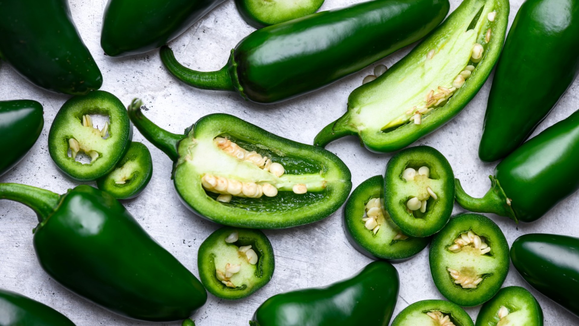 Как лесно да омекотите лютивите халапеньо, без да им развалите вкуса