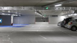 След промяната на буферните паркинги в София: Скок на цените с 800%