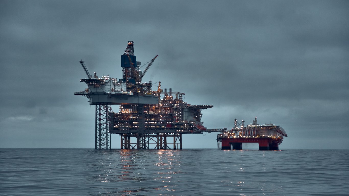 Първият сондаж в „Хан Аспарух“ без резултат: Търсенето на газ в Черно море продължава