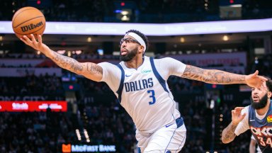 На финалната трансферна права: Вихрушка от сделки в НБА