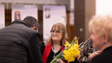 "Докога, Маргарито?"- Маргарита Петкова с премиера на книга със стихове и откровения за живота си