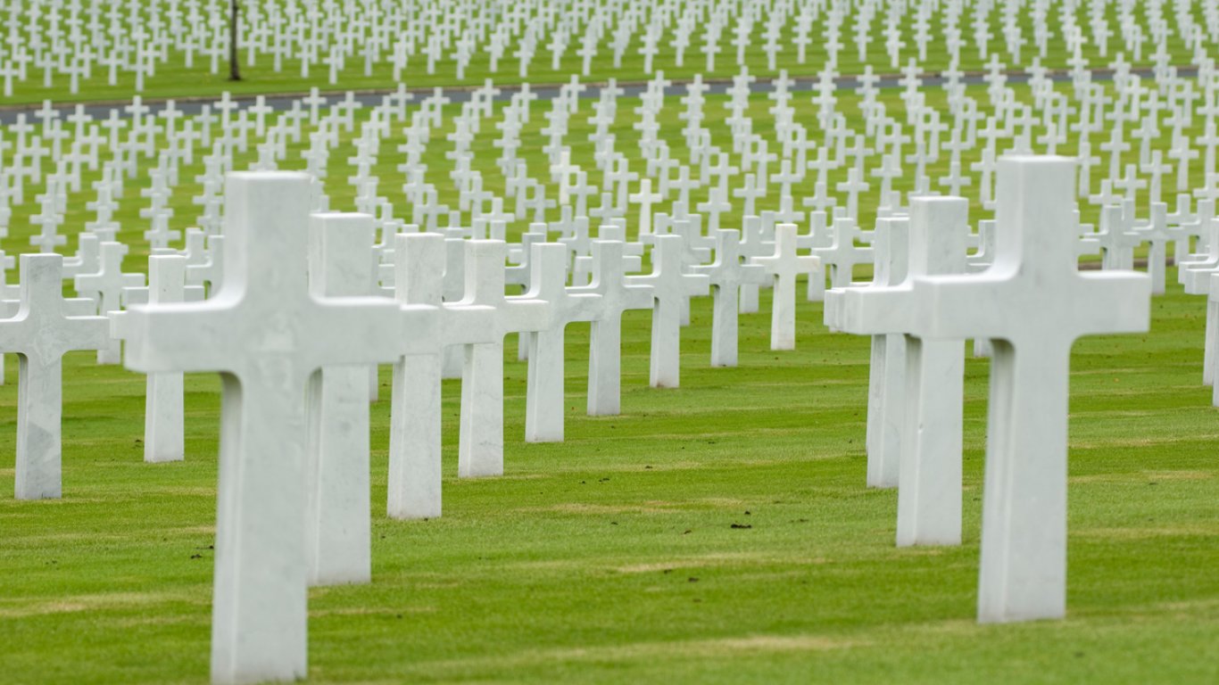Ужасът все още преследва най-голямото американско гробище от Втората световна война