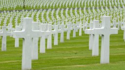 Ужасът все още преследва най-голямото американско гробище от Втората световна война