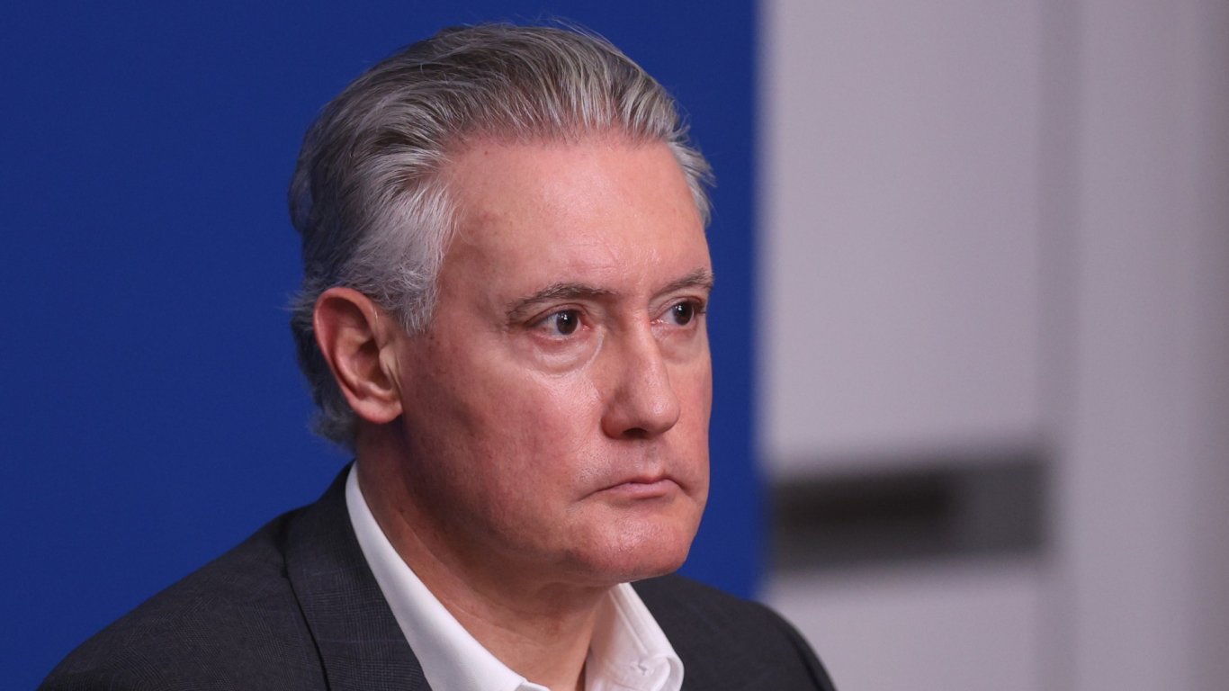 Кирил Домусчиев: Еврото е фактор за по-ниска инфлация в България