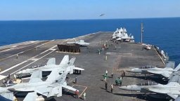 Иран обяви, че е атакувал с крилати ракети самолетоносача "Ейбрахам Линкълн" (видео)