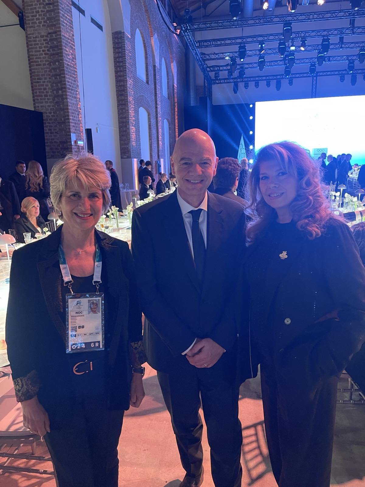 Весела Лечева и Илияна Йотова с Джани Инфантино