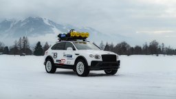 Bentley представи офроуд концепция Bentayga X на ледено състезание в Алпите