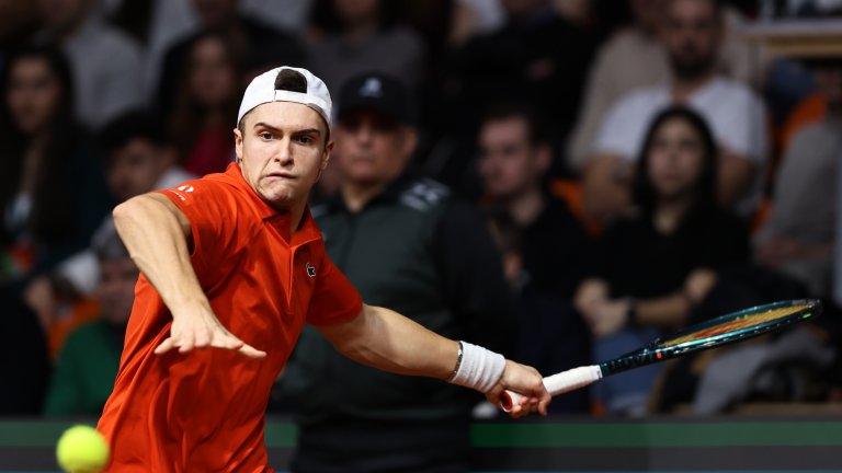 Александър Василев не успя срещу №72 в света, България изостана от Белгия