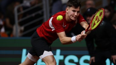 Радулов започна добре, но допусна обрат. България вече губи с 0-2 от Белгия