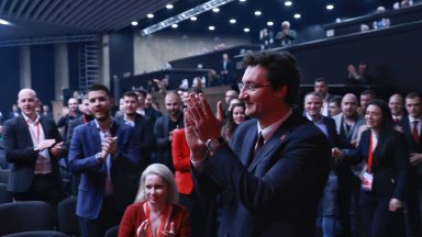 От ПП-ДБ и "Спаси София" в луда надпревара да хвалят Крум Зарков начело на БСП