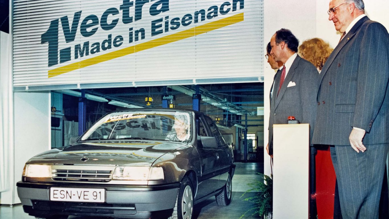 Заводът на Opel в Айзенах отбеляза своята 35-годишнина