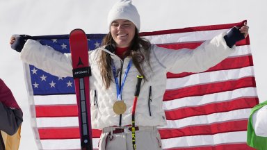 Медалите от Милано-Кортина се разпадат, организаторите проучват проблема