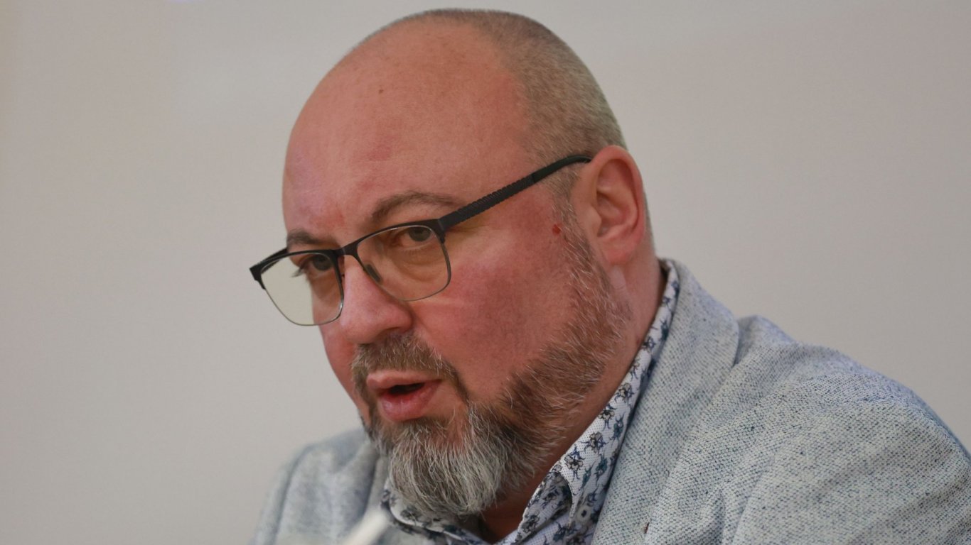 Доц. д-р Александър Александров, началник на съдебната медицина в "Александровска болница"