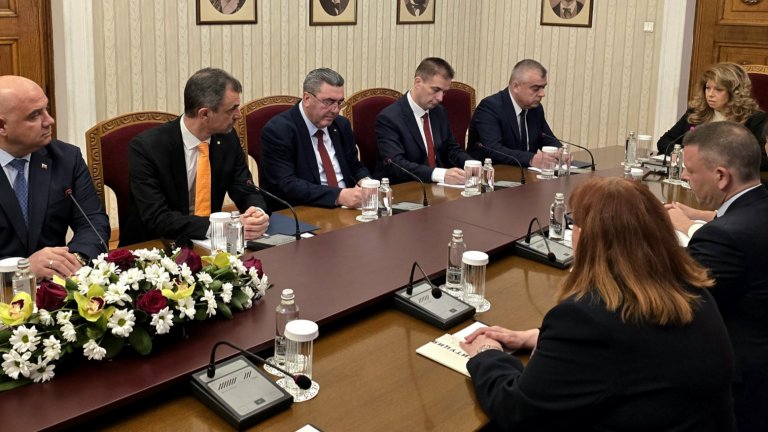 От АПС призоваха Йотова да назначи Андрей Гюров за служебен премиер