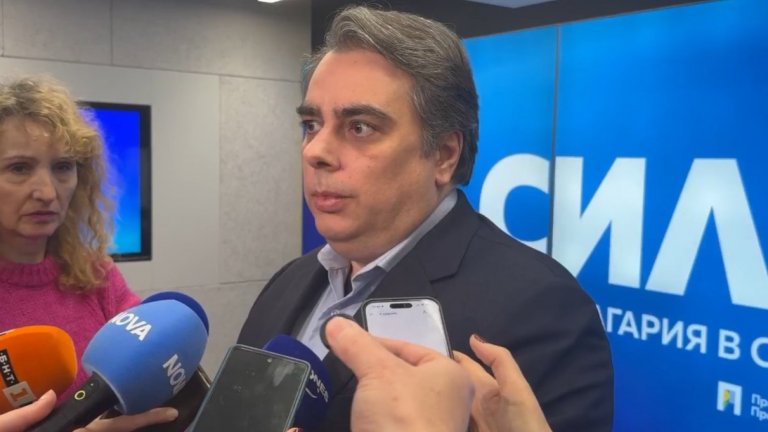 Васил Терзиев дарявал на рейнджърите, както на още няколкостотин организации