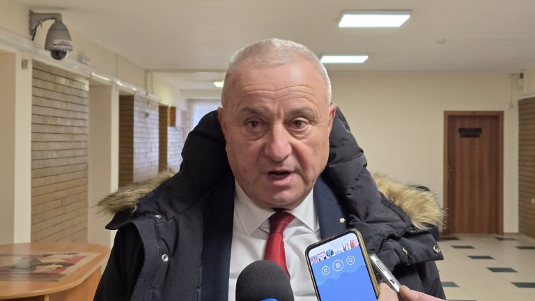 Съдът оправда бившия кмет Минчо Казанджиев по делото за атракционното влакче