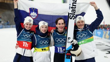 Словенските скачачи разбиха конкуренцията и защитиха титлата си при смесените отбори