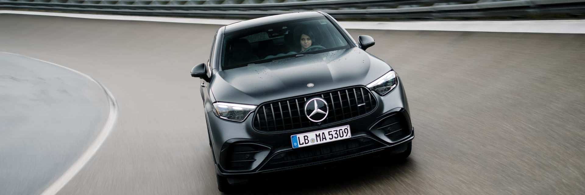 Mercedes-AMG пуска новия GLC 53 4Matic+ като SUV и Coupe