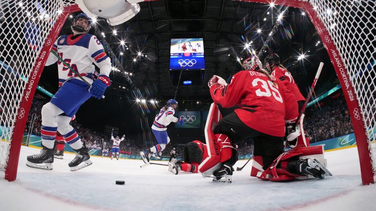 Без милост: САЩ се разправи с Канада в дербито в женския хокей