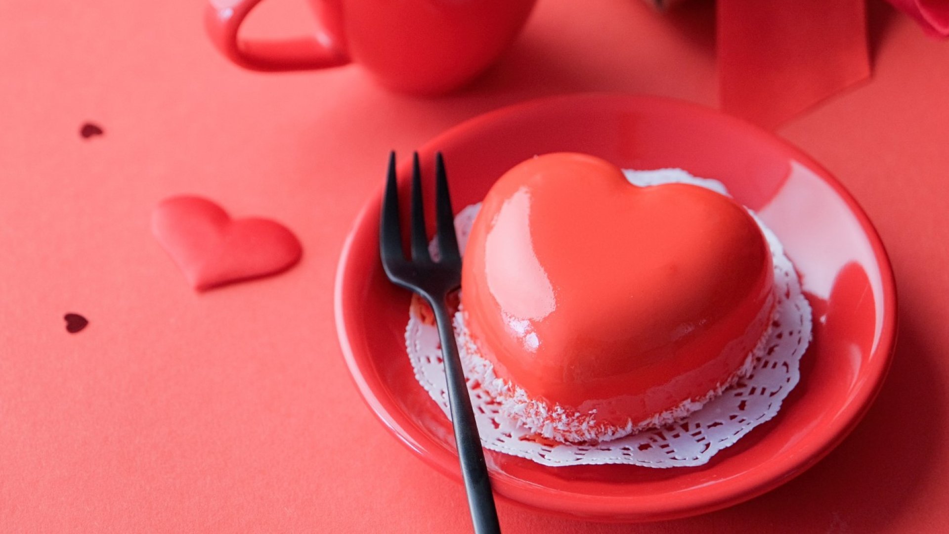 Пирът на любовта: За свети Валентин, неженените мъже и забранените бракове