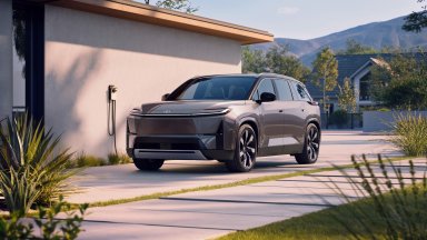 Новият Toyota Highlander EV скъсва с миналото и преминава изцяло на ток