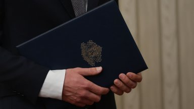 (Без)отговорност и (не)доверие в сянката на "Петрохан"