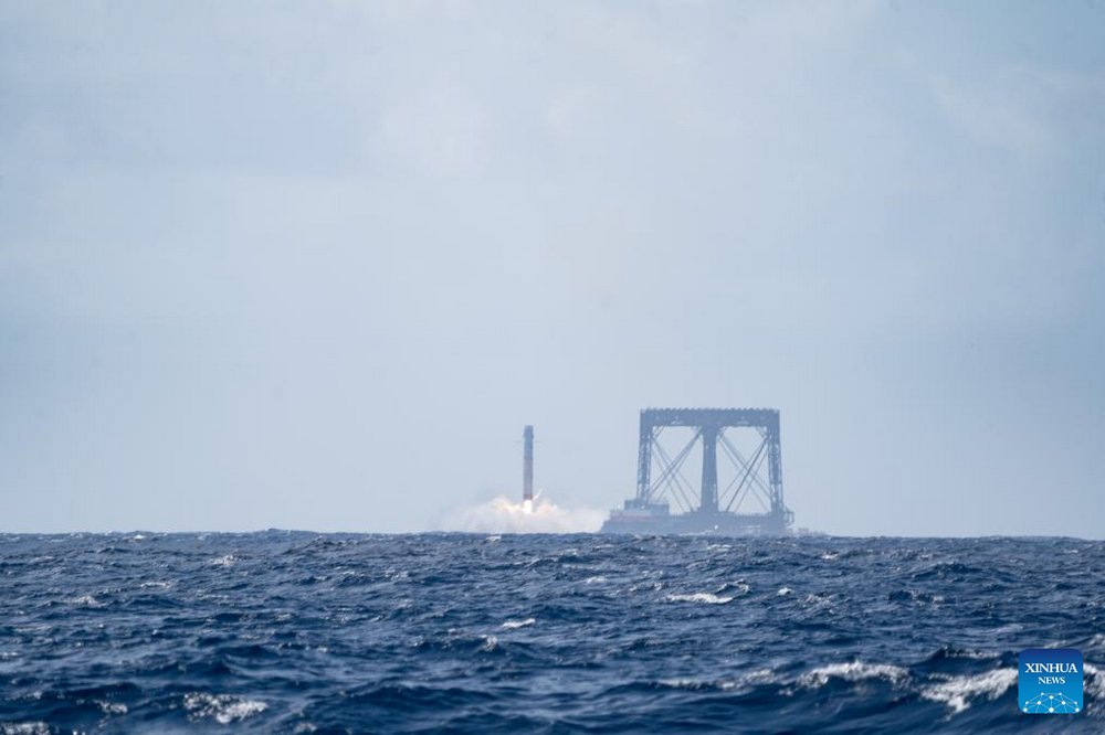 Ракетата Long March 10 се приземява