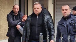 Постоянен арест за мъжа, който намушка децата си и майка си в столичния квартал "Подуяне"