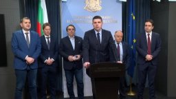 Поне двама от мъртвите на Петрохан и Околчица са били агенти на ДАНС, твърдят от ПП-ДБ