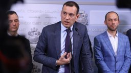 И Терзиев ходил в хижа "Петрохан" с децата си, дарил 70-80 хил. евро на Ивайло Калушев