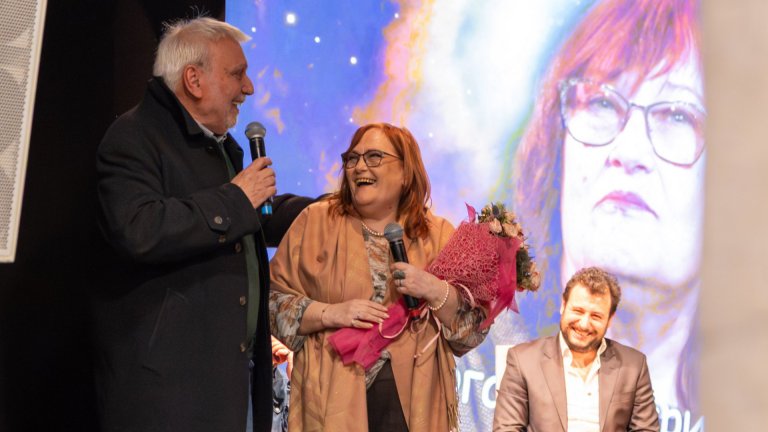 С изключителна премиера на новата си книга Маргарита Петкова доказа, че е кралицата на българската поезия