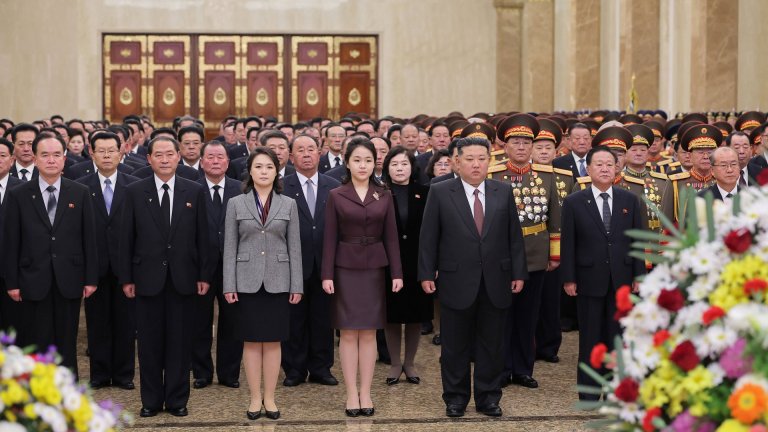 Южнокорейското разузнаване потвърди: Ким Чен-ун е избрал дъщеря си за свой наследник